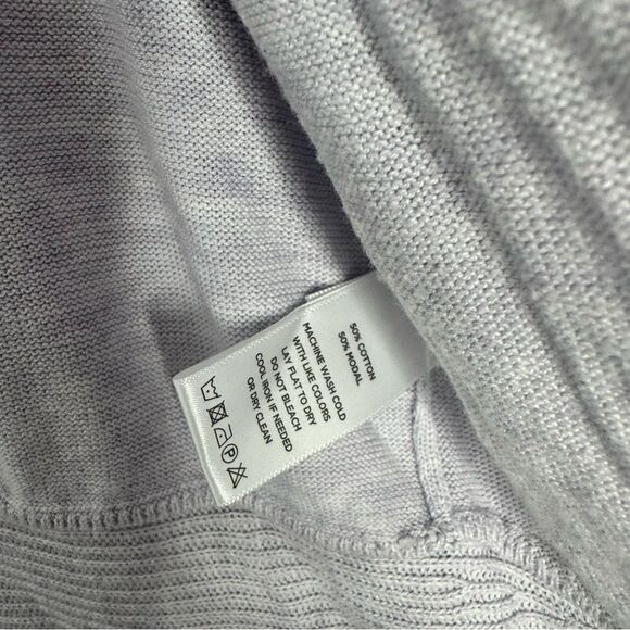 Lilla P lavender cardigan size medium - Picture 2 of 5